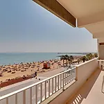 & Ocean View By Homing Apartment *