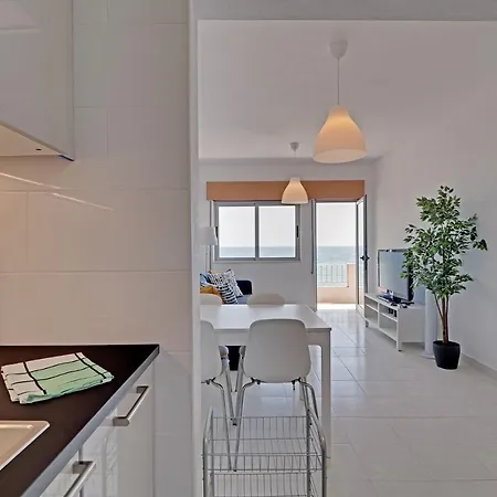 & Ocean View By Homing Apartmán *